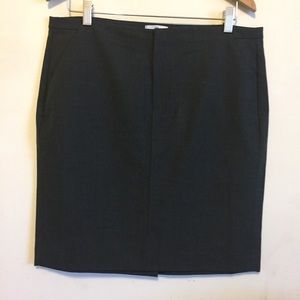 Gap stretch black pencil skirt